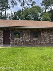 3401 54th Ave #C, Gulfport, MS 39501