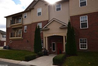 5656 Flagstaff Pines Dr #408, Utica, MI 48317