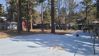 435 Highland Ln, Sugarloaf, CA 92386