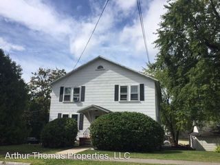 32 Florence St, Dover, NH 03820