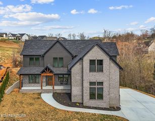 4427 Christine Lynnae St, Knoxville, TN 37938