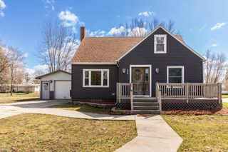 260 3rd Ave SE, Harmony, MN 55939
