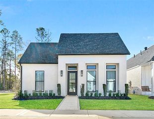 932 Rue Chamonix, Covington, LA 70433