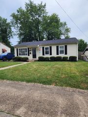304 Delray Dr, Saint Albans, WV 25177