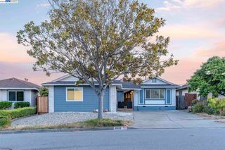 3033 Birmingham Dr, Richmond, CA 94806