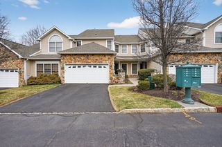70 Winged Foot Dr, Livingston, NJ 07039