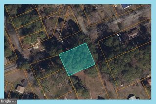 Charles Hall Rd, Coltons Pt, MD 20626