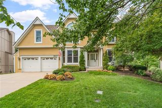 8217 W  146th Ter, Overland Park, KS 66223