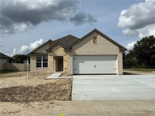 1914 Viva Rd, Bryan, TX 77807