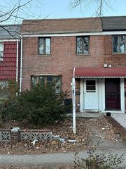 14441 68th Ave, Flushing, NY 11367