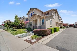 2292 Gallery Dr, Riverbank, CA 95367