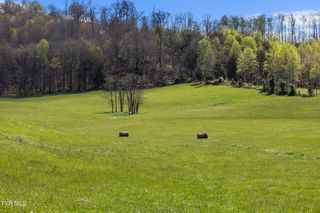 1011 Mill Creek Rd, Kingsport, TN 37664