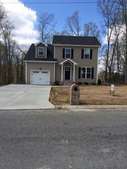 504 Cassie Ln #223, White Bluff, TN 37187