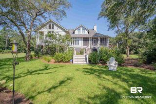 16950 River Dr, Fairhope, AL 36532