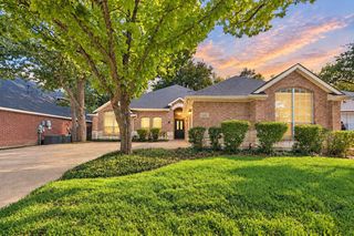 1102 Hartman Ct, Arlington, TX 76006