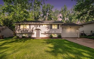 1106 Bryan Ave, Bellevue, NE 68005