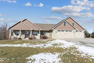 2574 Lake Point Rd, Brillion, WI 54110