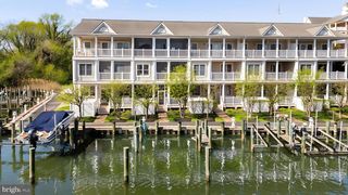 202 Muir St #202, Cambridge, MD 21613