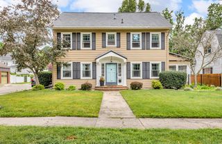 756 Crescent Rd, Jackson, MI 49203
