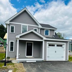 1 Rosemary Drive, Dover, NH 03820