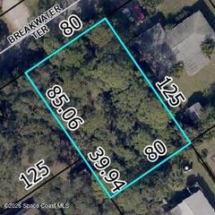 690 Breakwater Ter, Sebastian, FL 32958