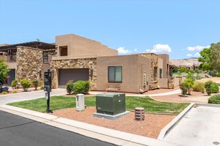1666 W  Caledonia Dunes Dr, St George, UT 84770