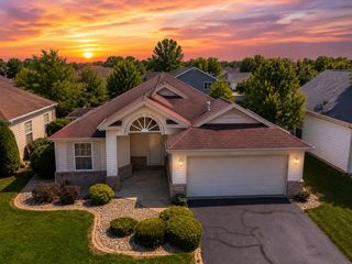 11141 Briarcliff Ct, Winfield, IN 46307