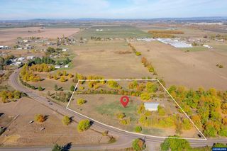 36159 Airport Dr, Lebanon, OR 97355