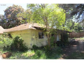 509 Dyke Rd, Dillard, OR 97432