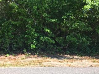 Crestwood Dr, Milton, FL 32583