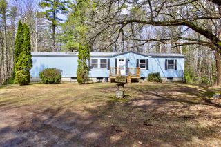 400 Portland Road, Buxton, ME 04093