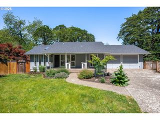 3823 Wilshire Ln, Eugene, OR 97405