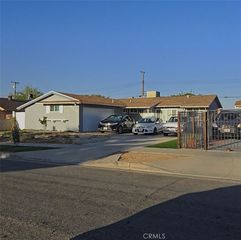38714 2nd St E, Palmdale, CA 93550