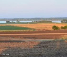 Boulder Ridge Dr, Watertown, SD 57201