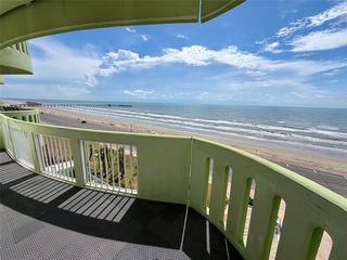 9420 Seawall Blvd #705, Galveston, TX 77554