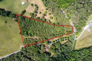 Shapeshifter Ln, Grottoes, VA 24441