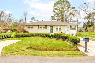 108 Gray St, Gray, LA 70359