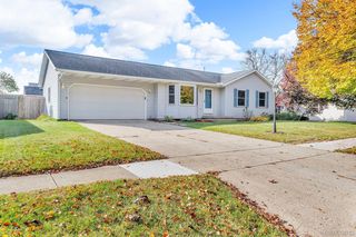 1516 Westhaven Dr, Tecumseh, MI 49286