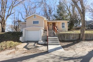 8717 Independence Ave, Kansas City, MO 64125