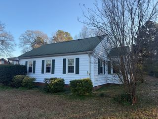 614 N  Catawba St, Lancaster, SC 29720