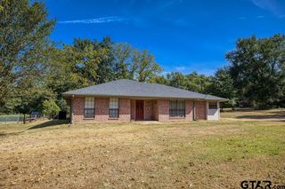 2299 FM 2574, Palestine, TX 75803
