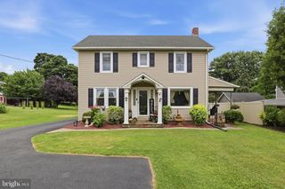 418 E  Broadway, Red Lion, PA 17356