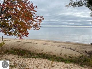 140 E  7th St #14, Northport, MI 49670