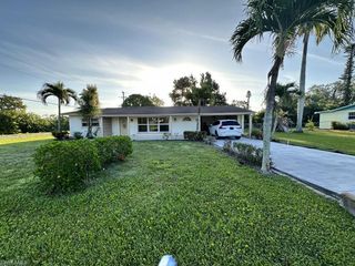 258 Maine Ave, Fort Myers, FL 33905
