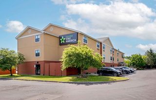 6630 Old Collamer Rd #504, East Syracuse, NY 13057