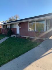 9902 S  Sego Lily Dr E, Sandy, UT 84094