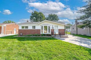 25818 Wagner Ave, Warren, MI 48089