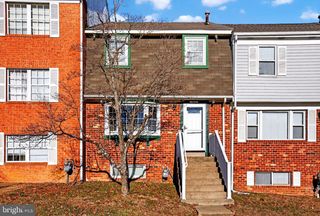 1012 James Madison Cir, Fredericksburg, VA 22405