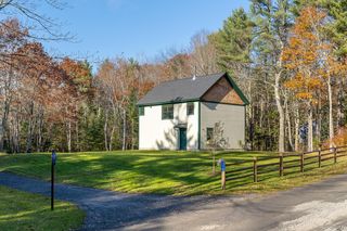 116 Pleasant Cove Rd, Boothbay, ME 04537