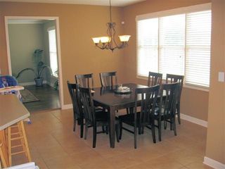 Eat-in Kitchen